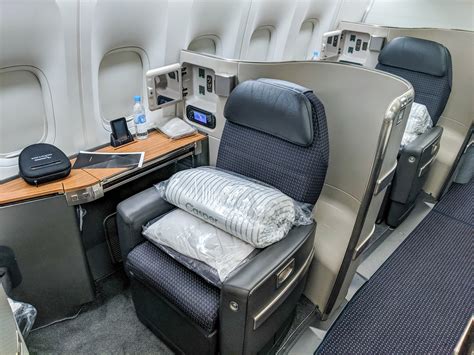 seatguru singapore airlines 777-300er|AA flagship first class from dfw to london .